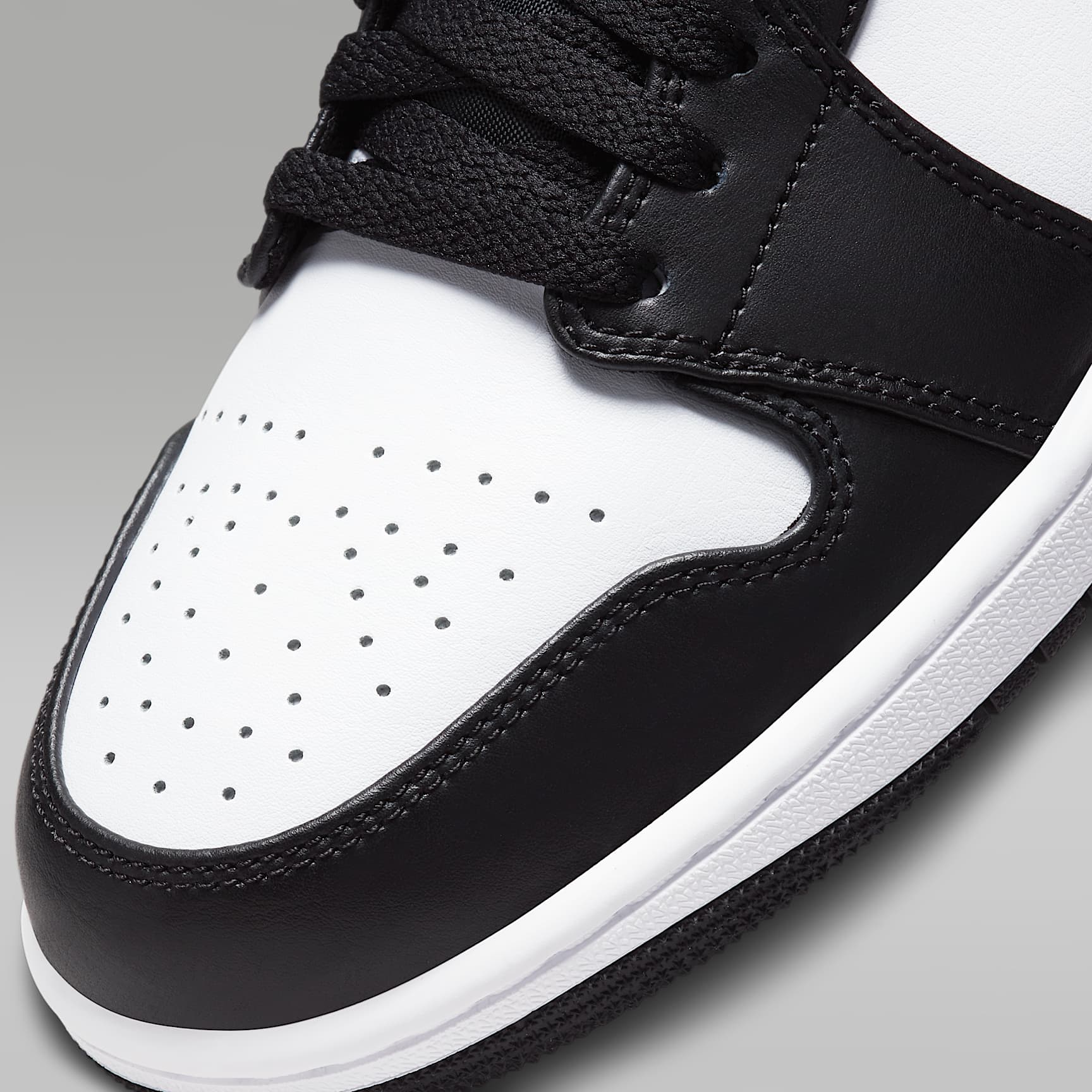 Air Jordan 1 Low Herrenschuh – Schwarz/Weiß/Particle Grey