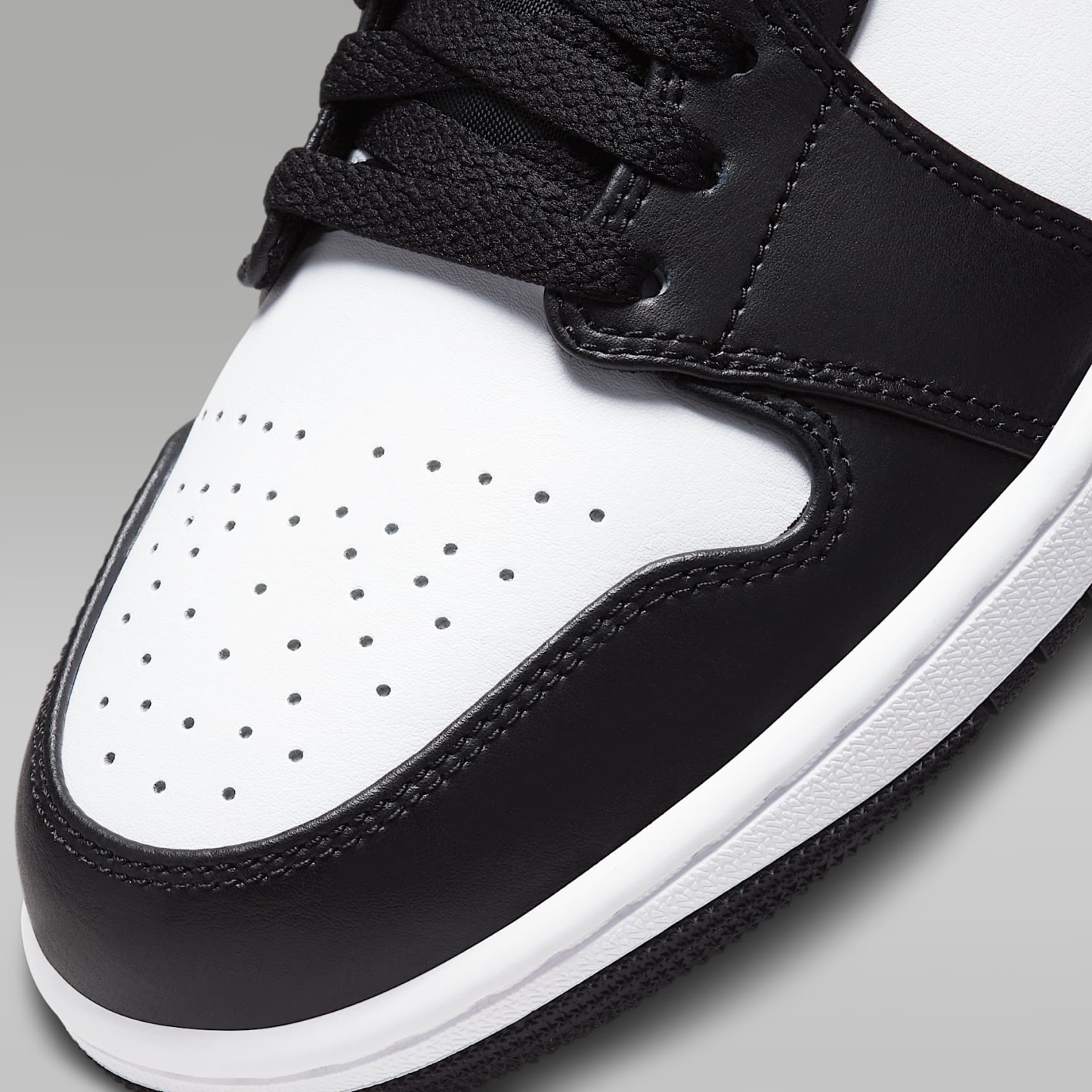 Air Jordan 1 Low Herrenschuh – Schwarz/Weiß/Particle Grey