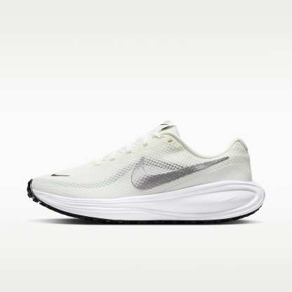 Nike Revolution 8 Straßenlaufschuh (Damen) – Sail/Weiß/Schwarz/Metallic Silver