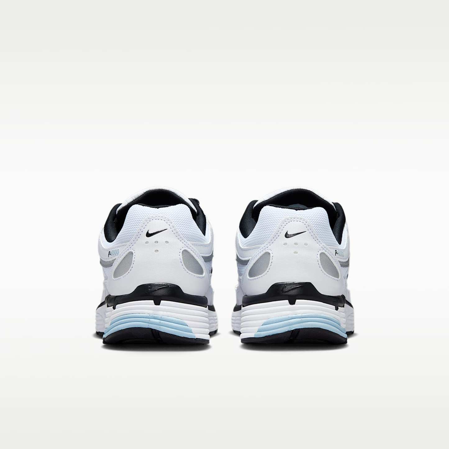 Nike P-6000 Schuh (Herren) – Weiß/Light Armory Blue/Metallic Silver/Schwarz