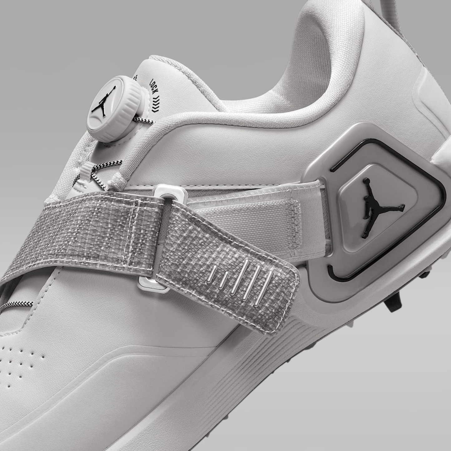 Jordan Air Rev Golfschuh – Neutral Grey/Metallic Silver/Schwarz
