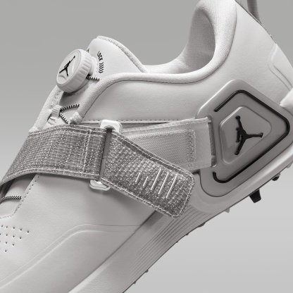 Jordan Air Rev Golfschuh – Neutral Grey/Metallic Silver/Schwarz