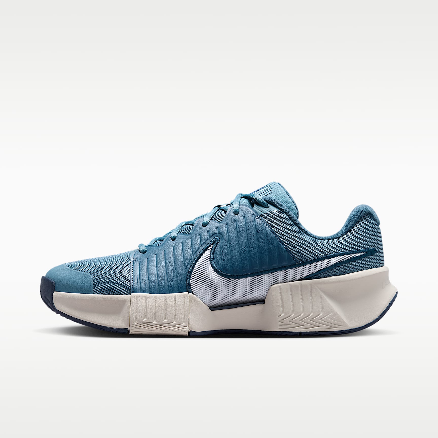 Nike GP Challenge Pro Herren-Tennisschuh für Hartplätze – Smokey Blue/Light Bone/New Slate/Weiß