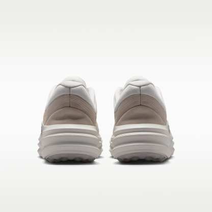 Nike 24.7 Damenschuh – Cream II/Phantom/Sail/Light Orewood Brown