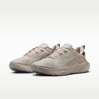 Nike Juniper Trail 2 GORE-TEX wasserdichter Traillaufschuh für Herren – Cream II/Light Orewood Brown