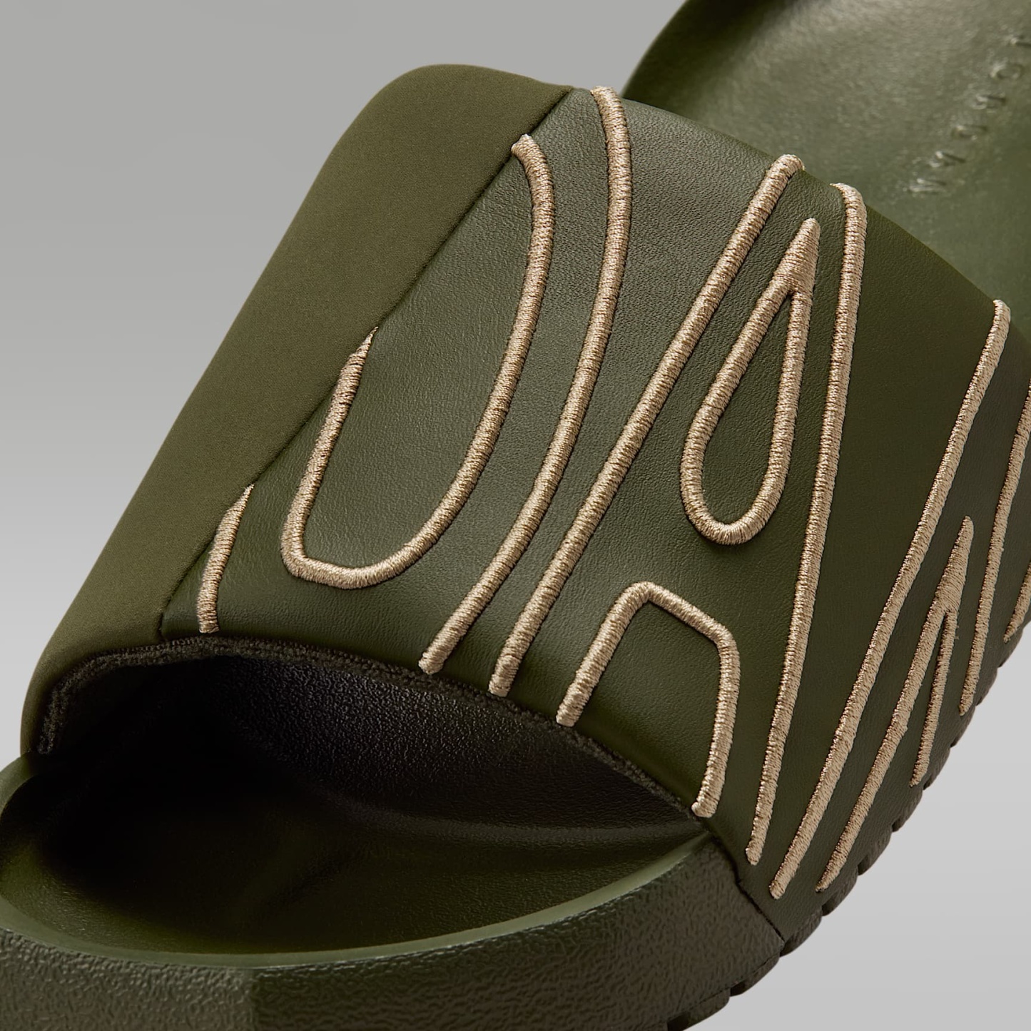 Jordan NOLA Damen-Slides – Cargo Khaki/Khaki