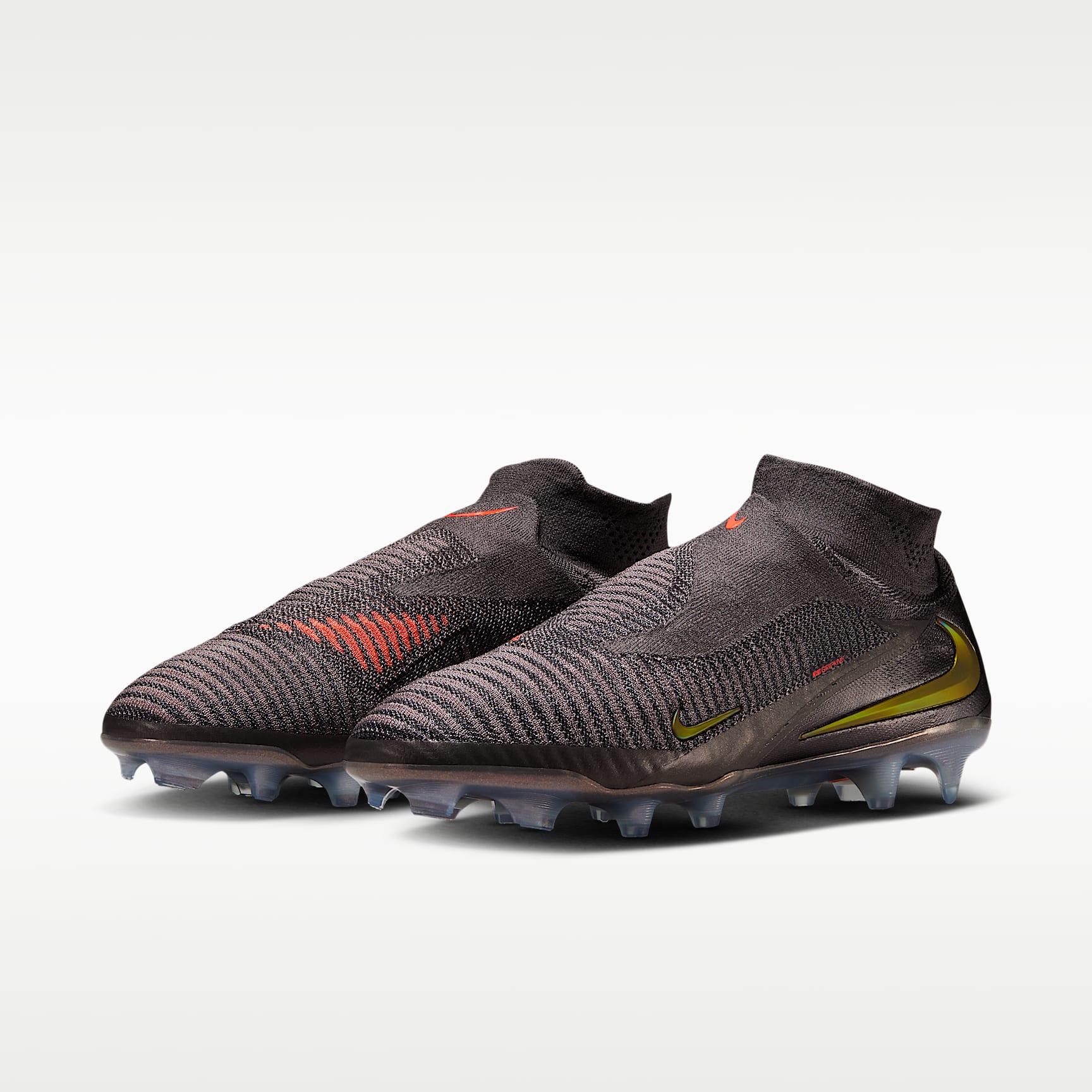 Nike Phantom 6 High Elite LV8 Fußballschuh für normalen Rasen – Medium Ash/Schwarz/Gold Amber