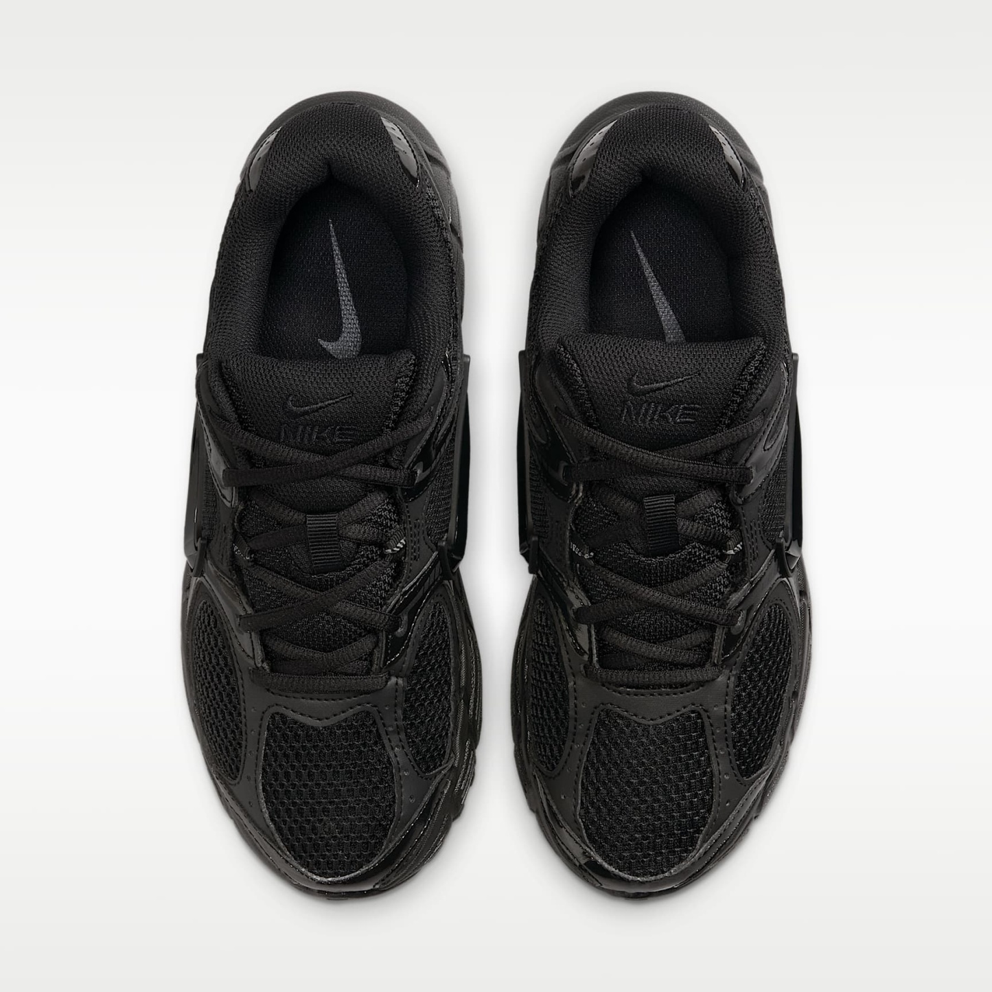 Nike V5 RNR Schuh mit reflektierenden Akzenten (Damen) – Schwarz/Anthracite/Schwarz