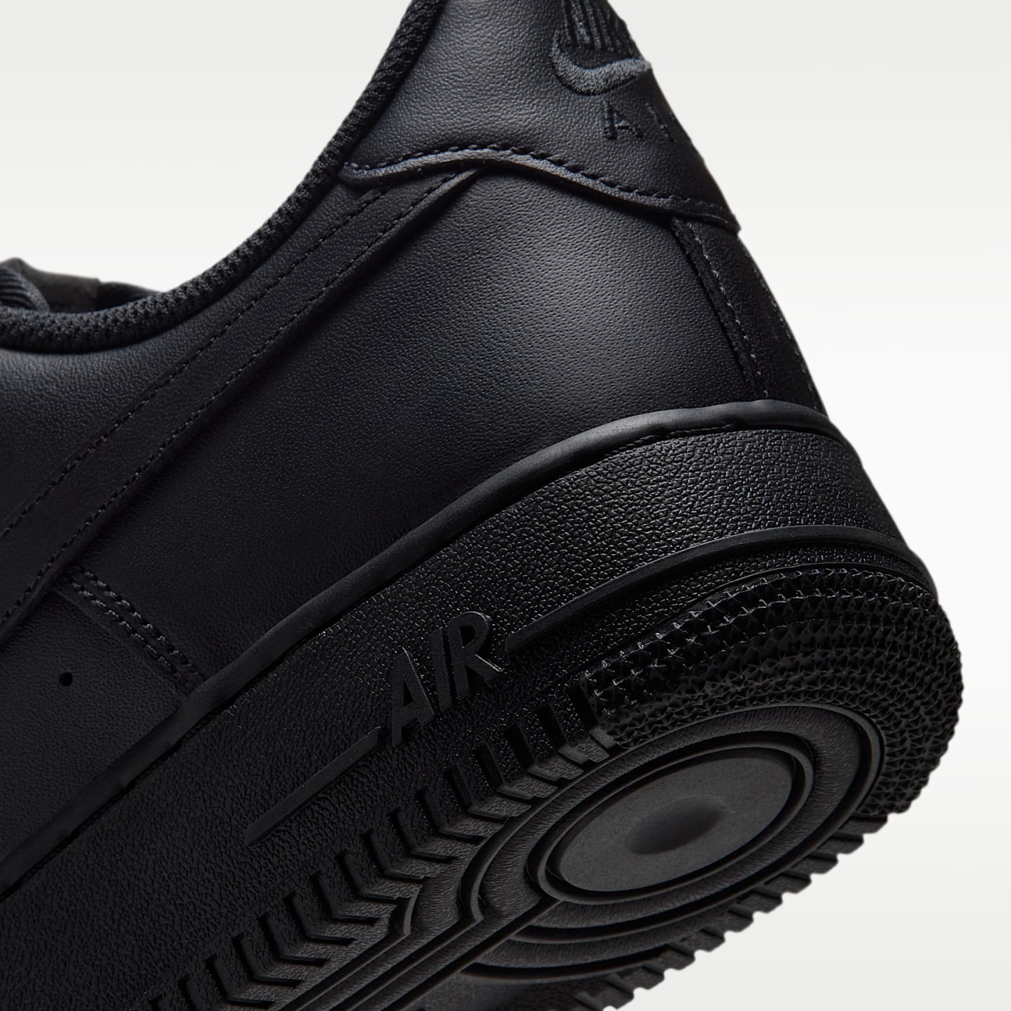 Nike Air Force 1 '07 Herrenschuh – Schwarz/Schwarz