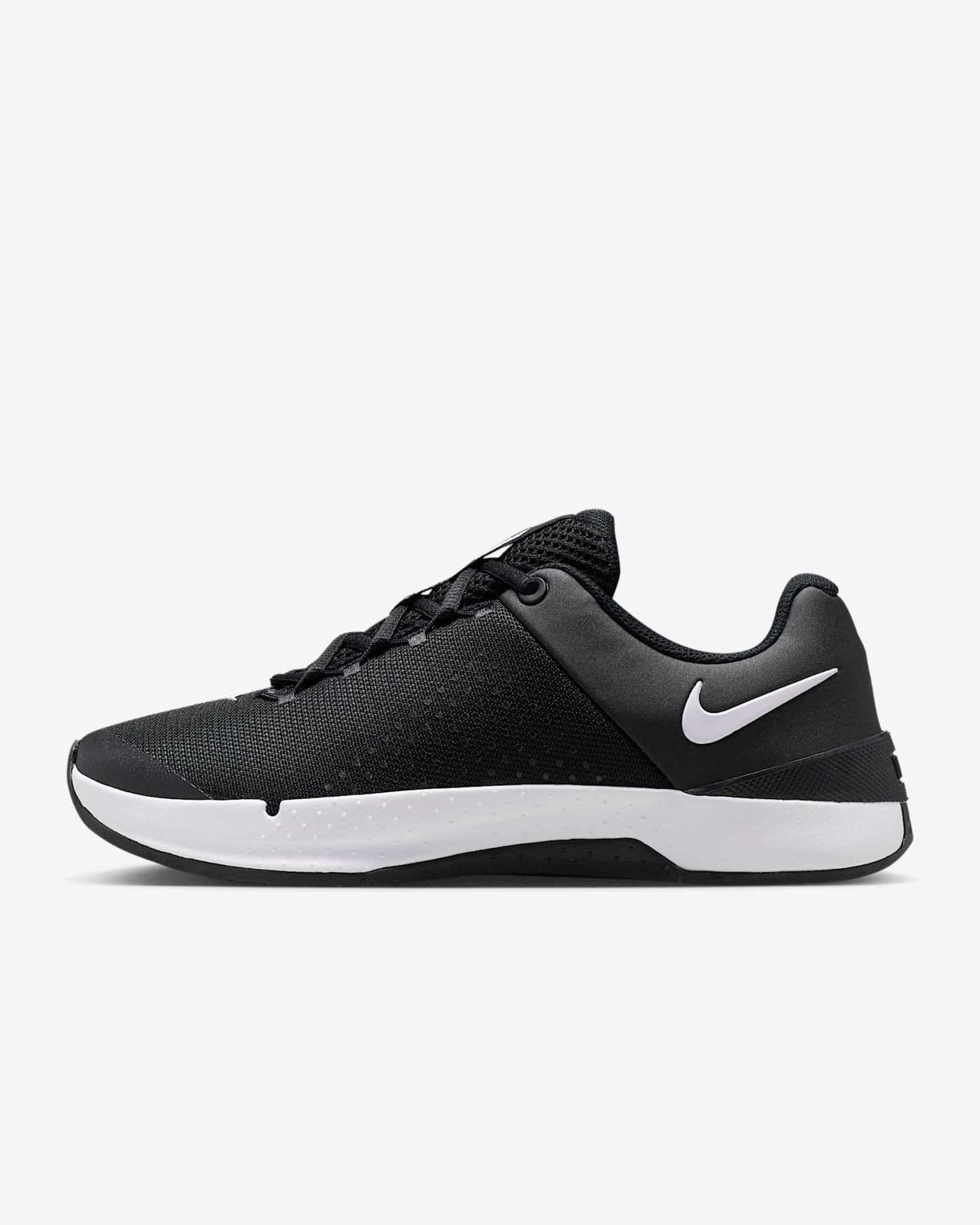 Nike MC Trainer 4 Trainingsschuh (Damen) – Schwarz/Weiß