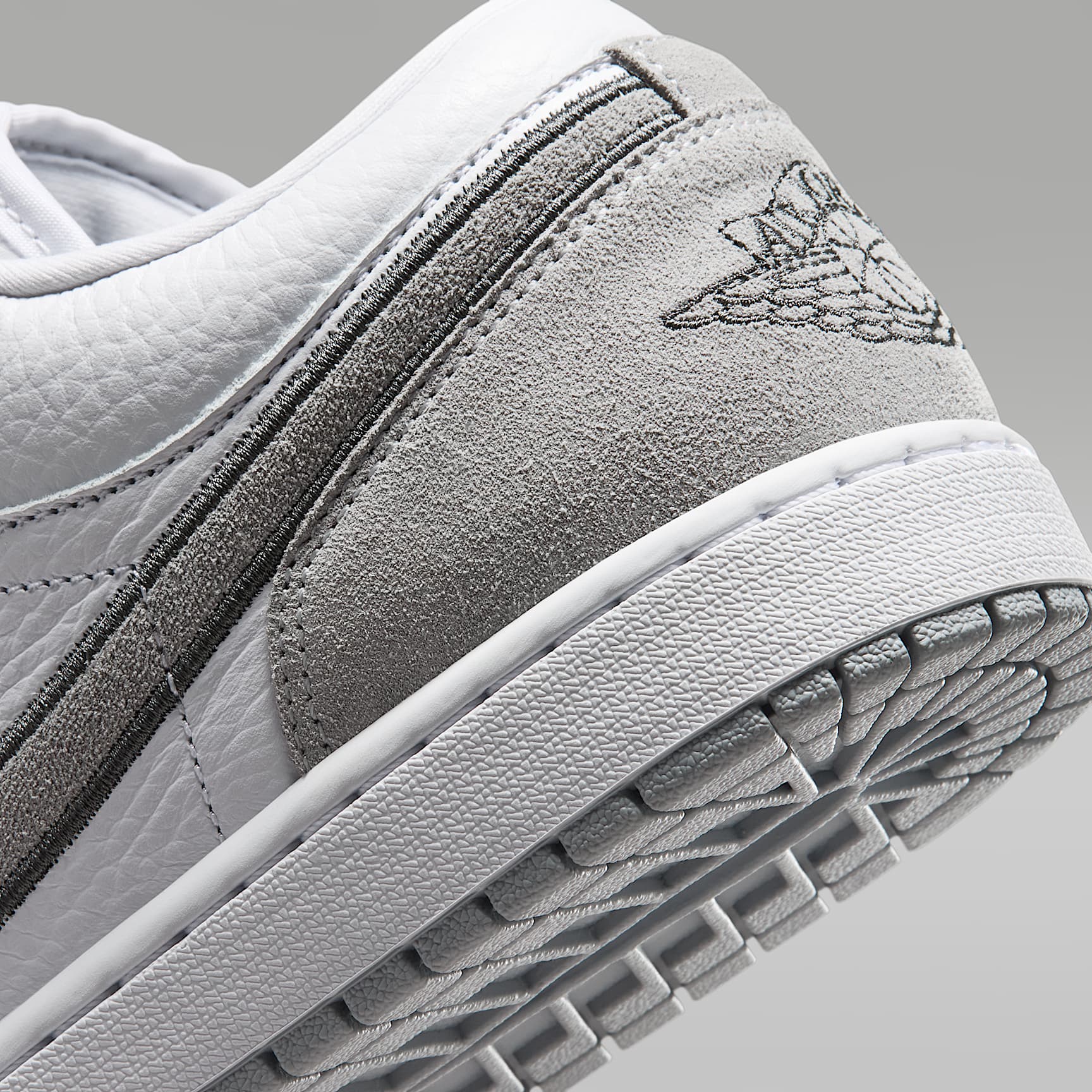 Air Jordan 1 Low SE Herrenschuh – Weiß/Iron Grey/Wolf Grey