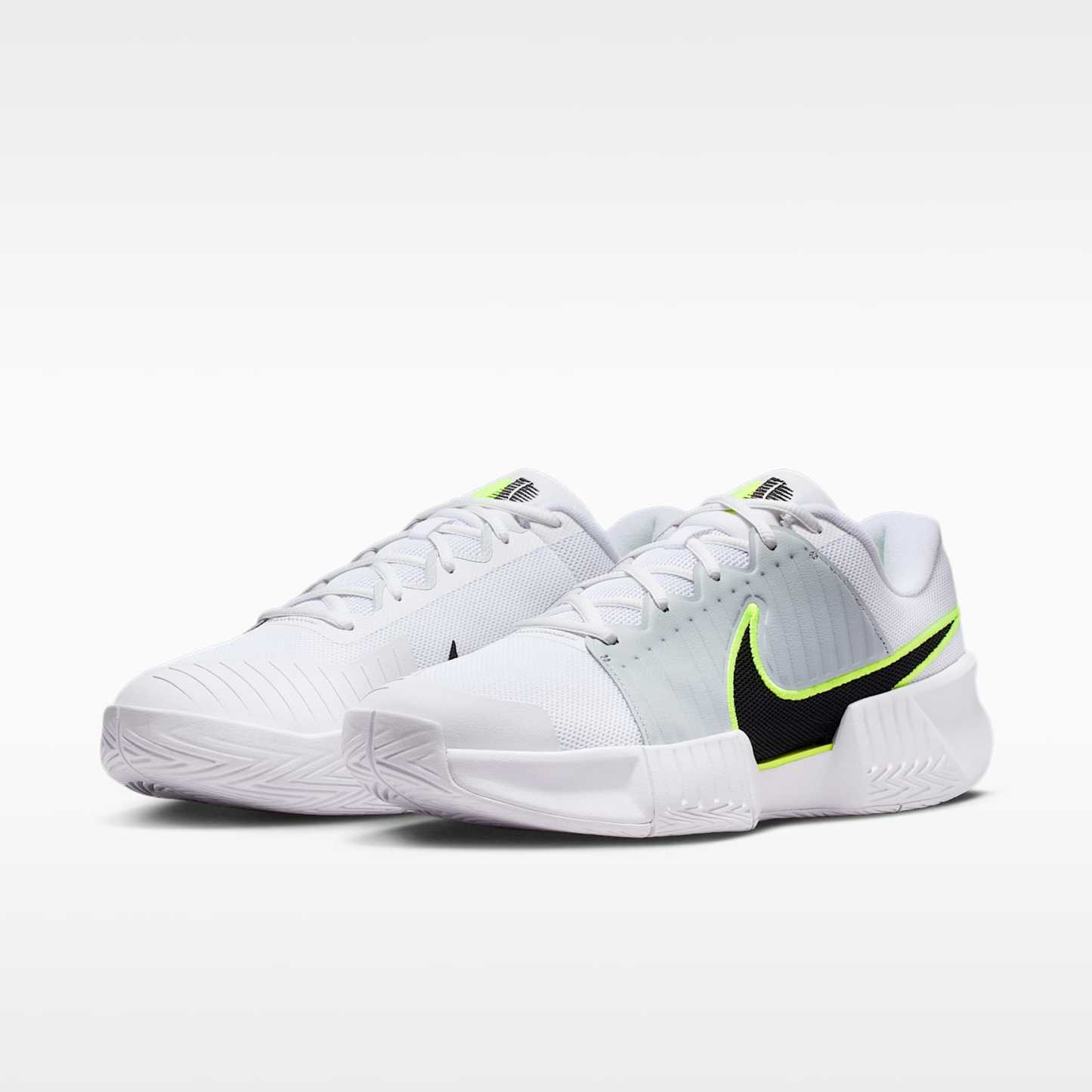 Nike GP Challenge Pro Herren-Tennisschuh für Hartplätze – Weiß/Pure Platinum/Volt/Schwarz