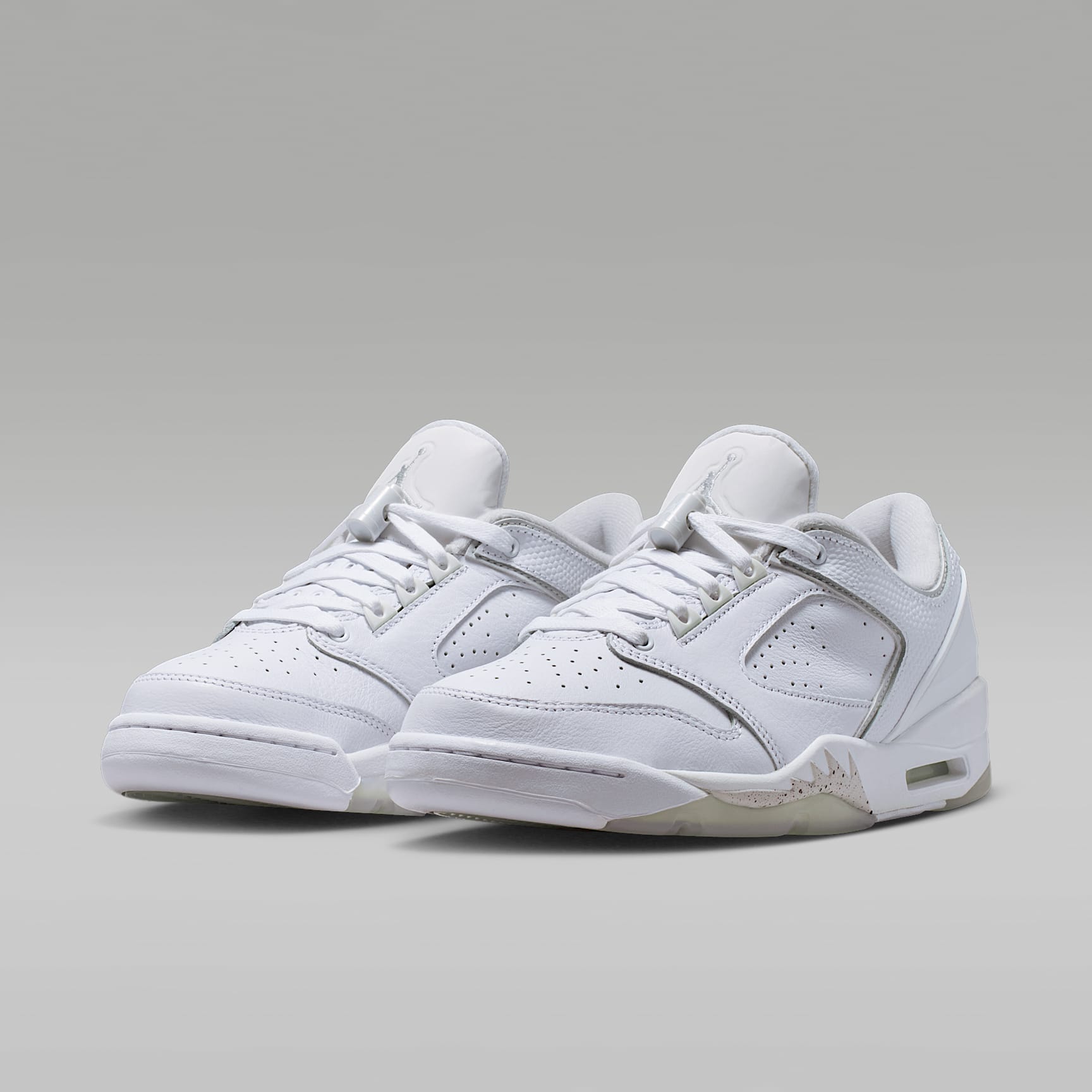 Jordan Sixty Plus Low Damenschuh – Weiß/Anthracite/Neutral Grey