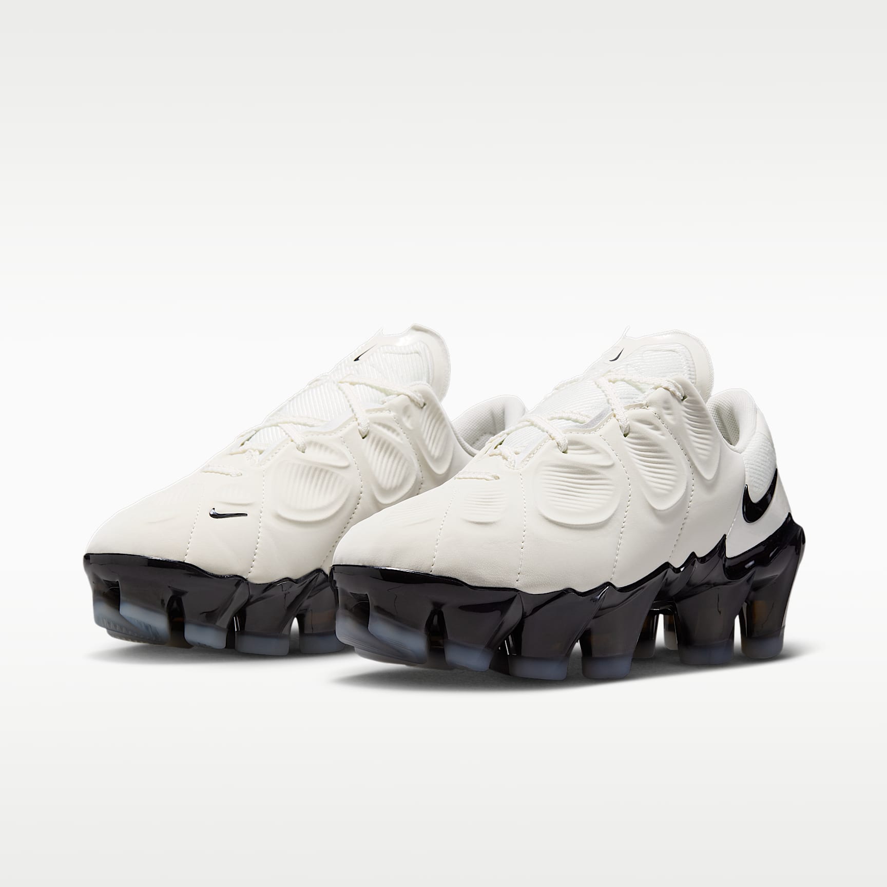 Nike First Sight Mirage Schuh (Damen) – Sail/Clear/Schwarz