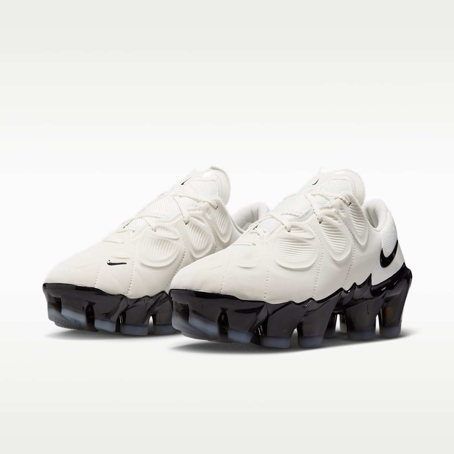Nike First Sight Mirage Schuh (Damen) – Sail/Clear/Schwarz