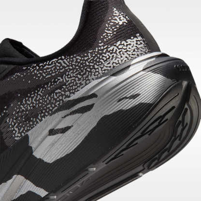 Nike Pegasus 42 Straßenlaufschuh (Herren) – Schwarz/Medium Ash/Metallic Silver/Schwarz