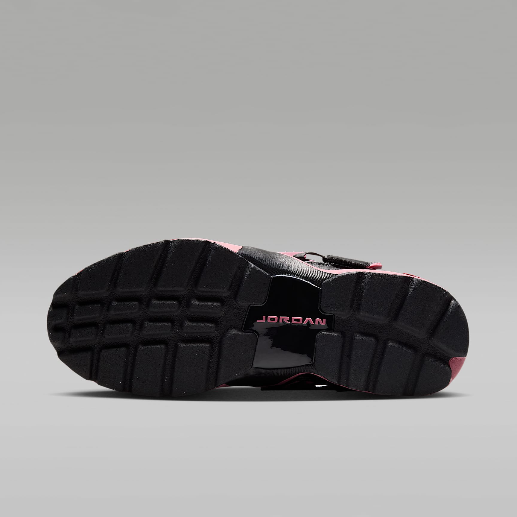 Jordan Trunner LX Schuh (Damen) – Schwarz/Reflective Silver/Desert Berry