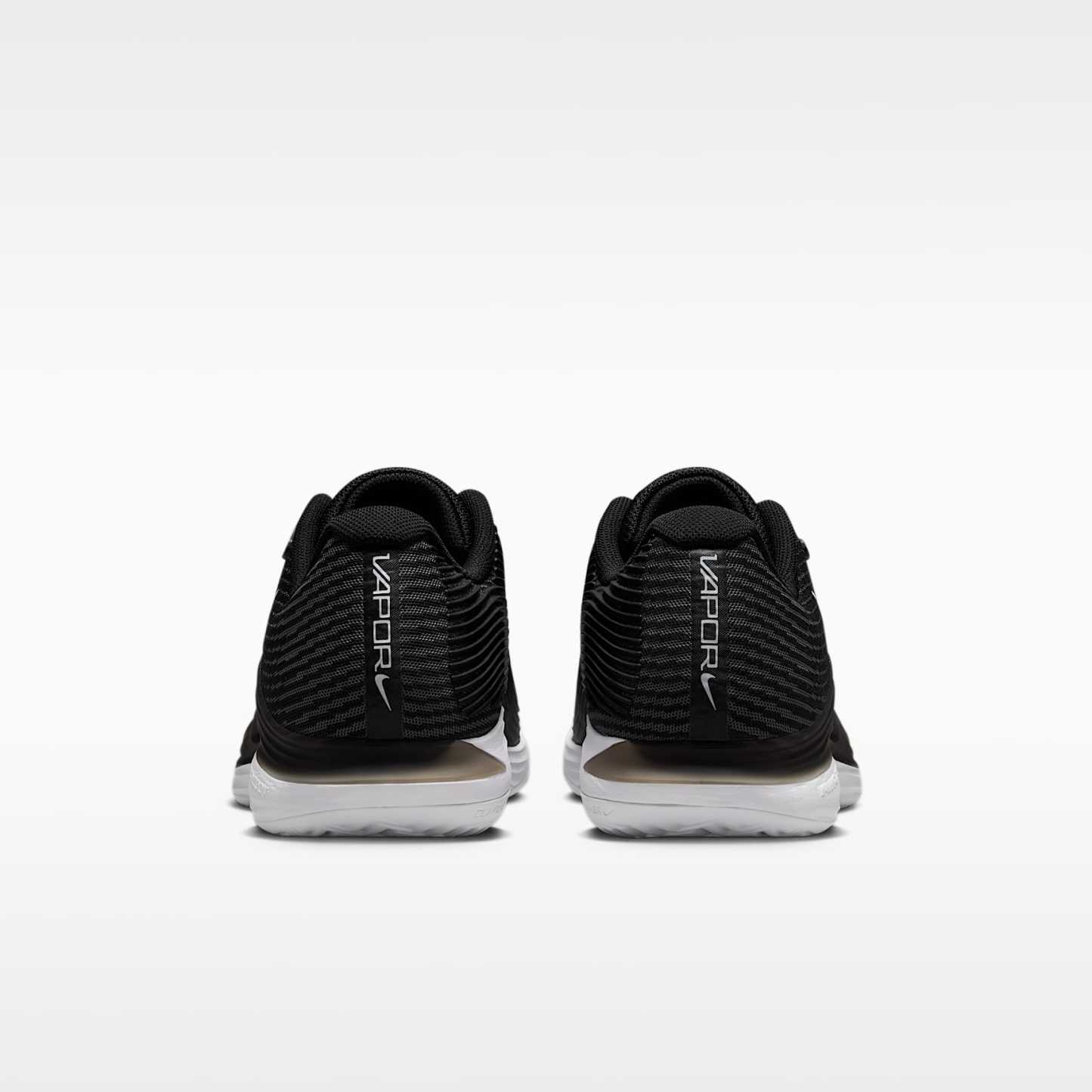 Nike Vapor 12 Clay Court Tennisschuh (Herren) – Schwarz/Dark Smoke Grey/Weiß