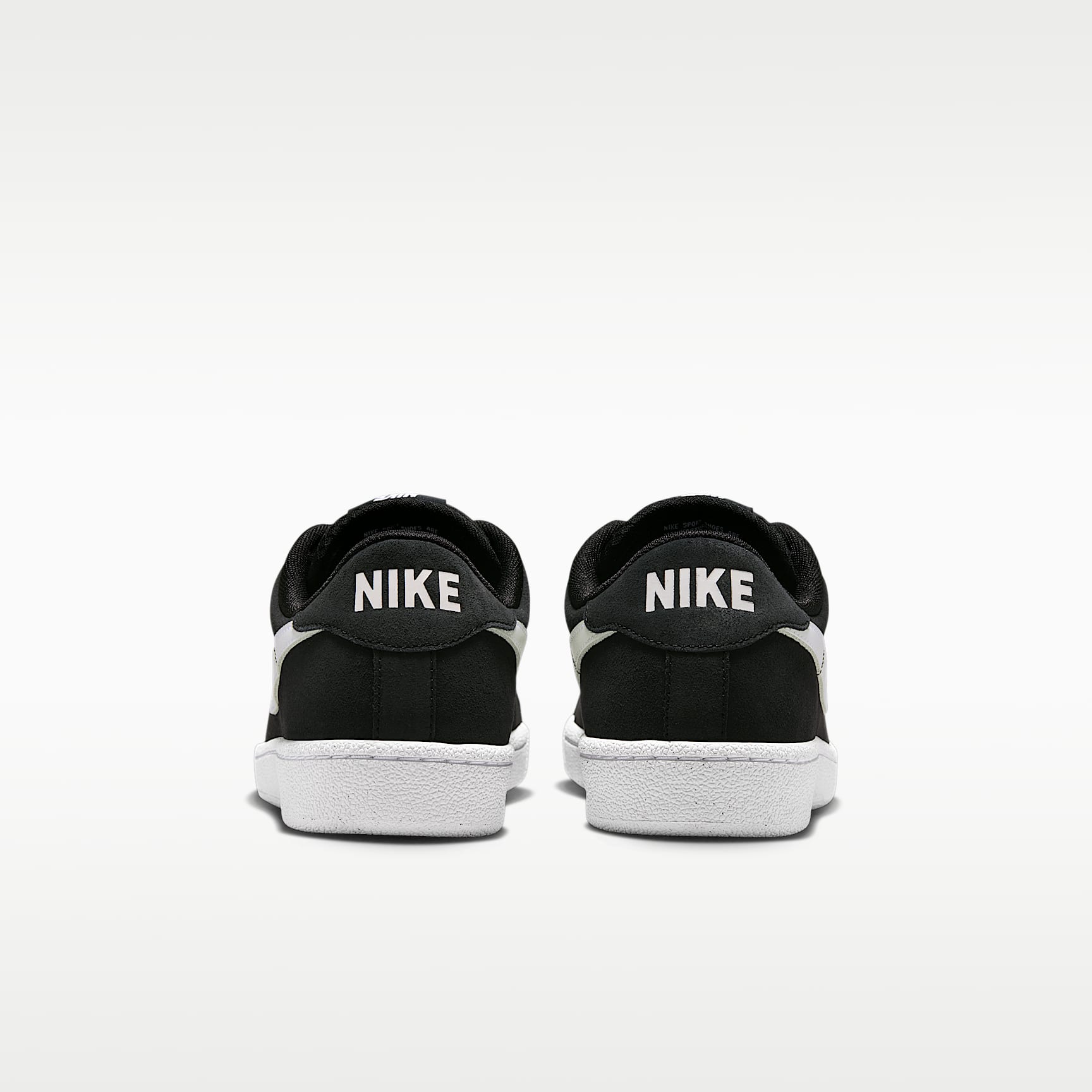 Nike SB Zoom Tennis Classic Skaterschuh – Schwarz/Weiß/Weiß