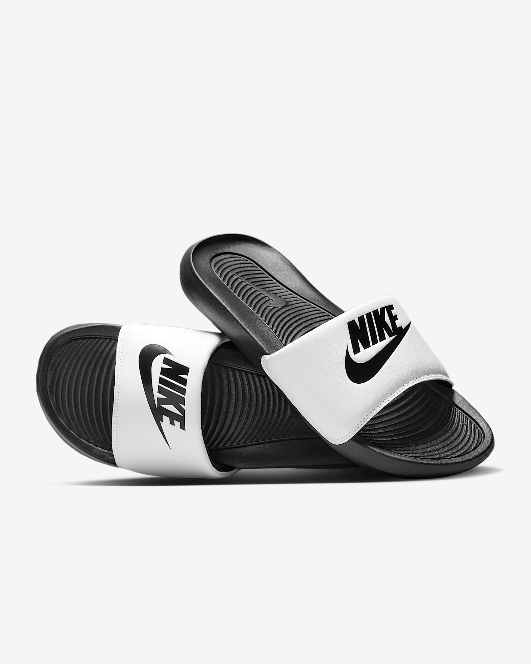 Nike Victori One Slides (Herren) – Schwarz/Weiß/Schwarz