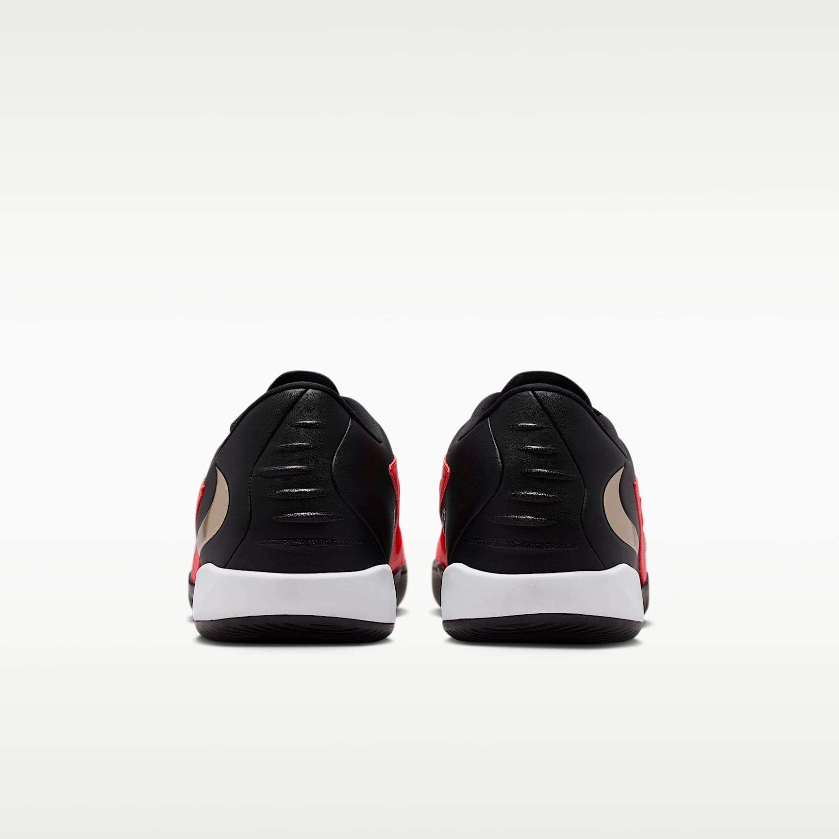 Nike Phantom 6 Low Academy Fußballschuh für Hallen- und Hartplätze – Bright Crimson/Schwarz/Blur
