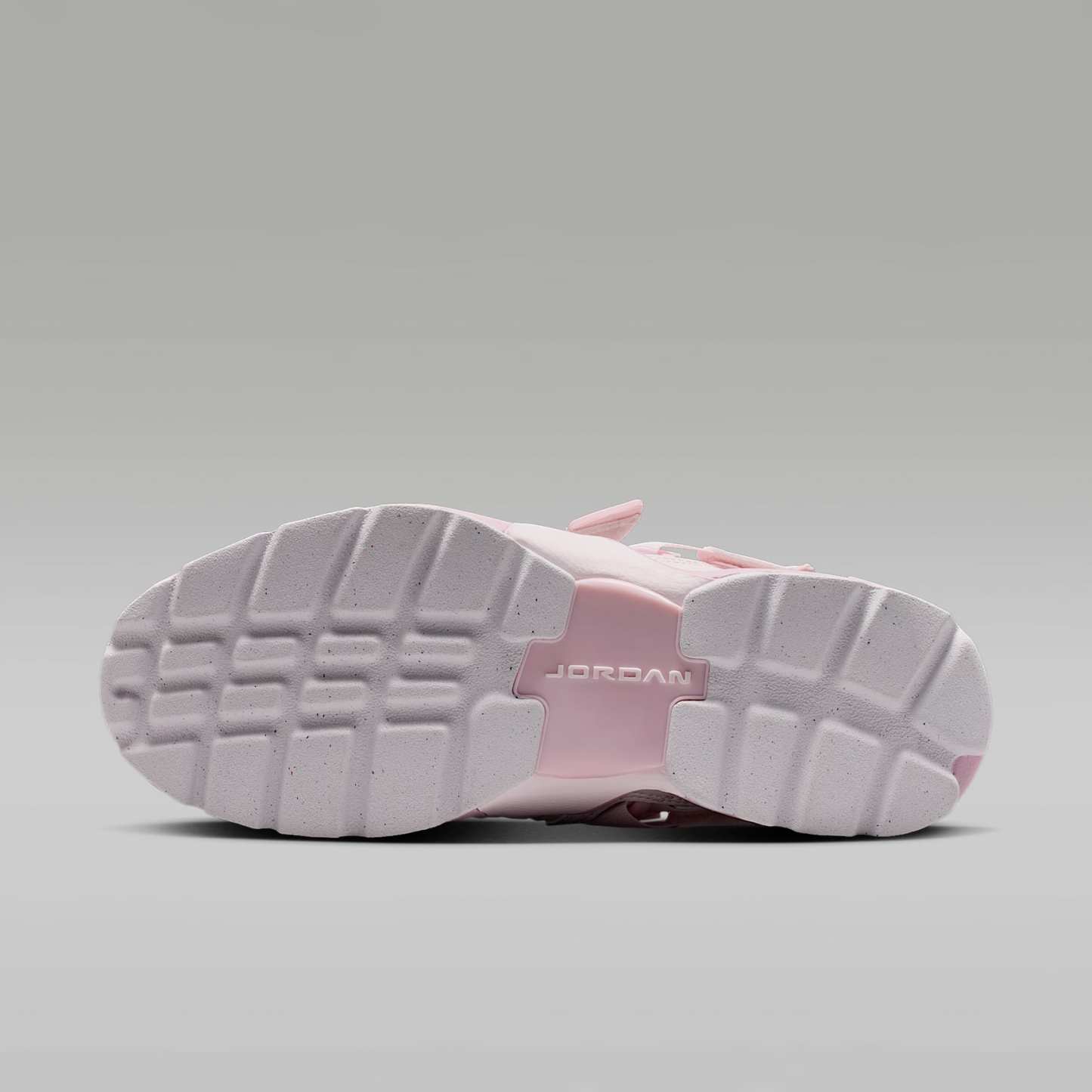 Jordan Trunner LX Schuh (Damen) – Iced Carmine/Pearl Pink/Reflective Silver/Iced Carmine