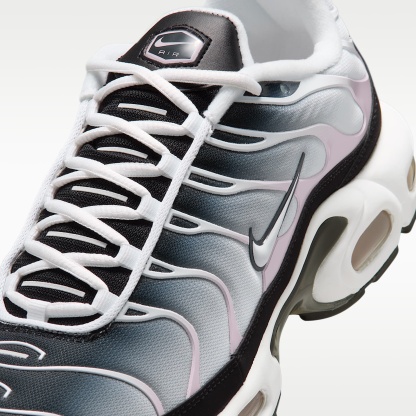 Nike Air Max Plus Schuh (Herren) – Schwarz/Anthracite/Pink Foam/Weiß