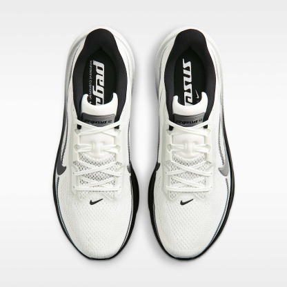 Nike Pegasus 42 Straßenlaufschuh (Herren) – Summit White/Photon Dust/Schwarz/Metallic Silver