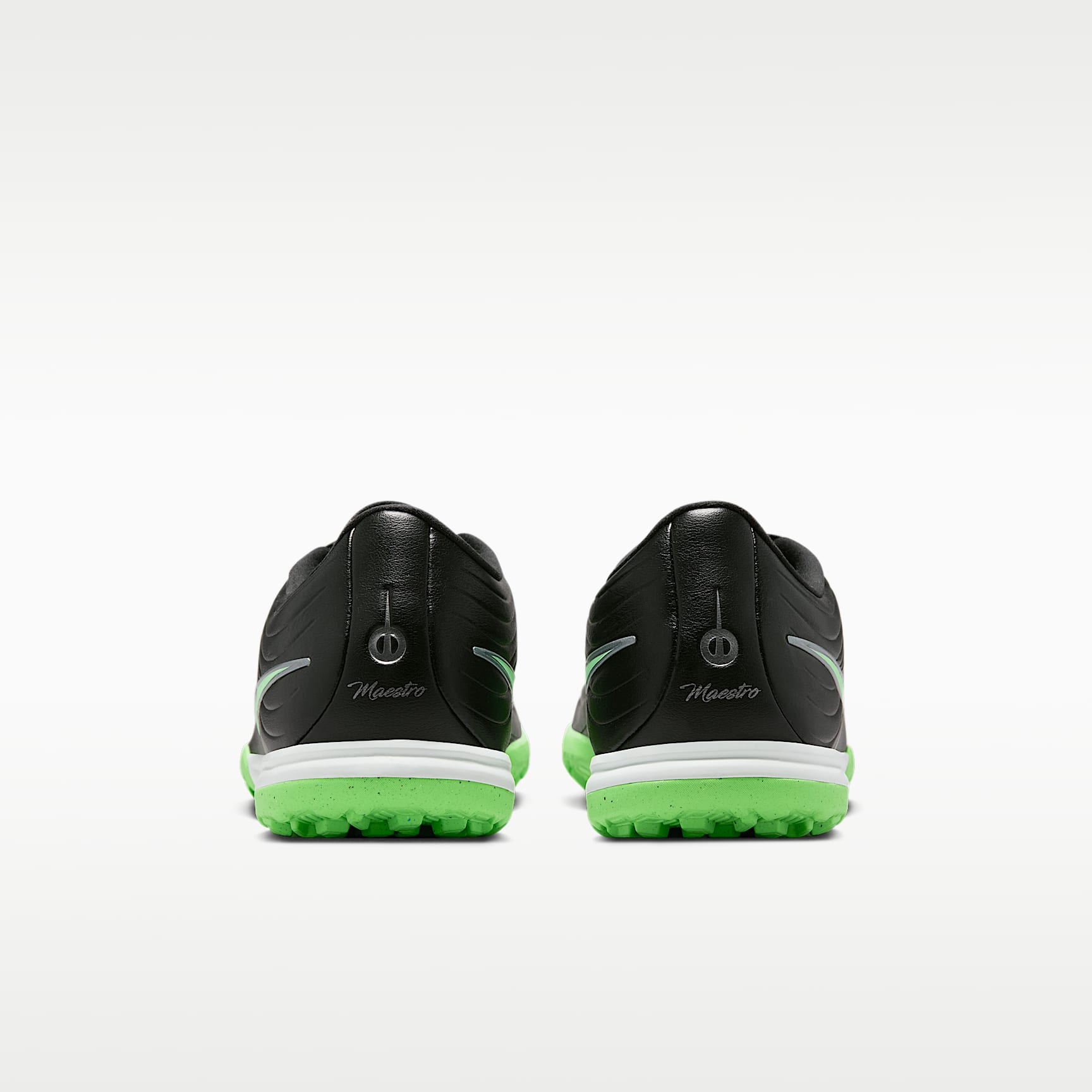 Nike Tiempo Maestro Academy Low-Top-Fußballschuh für Turf – Schwarz/Schwarz/Illusion Green