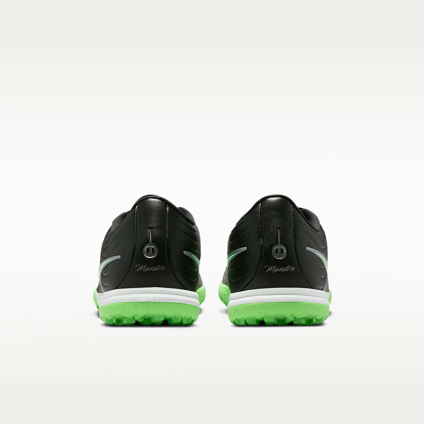Nike Tiempo Maestro Academy Low-Top-Fußballschuh für Turf – Schwarz/Schwarz/Illusion Green