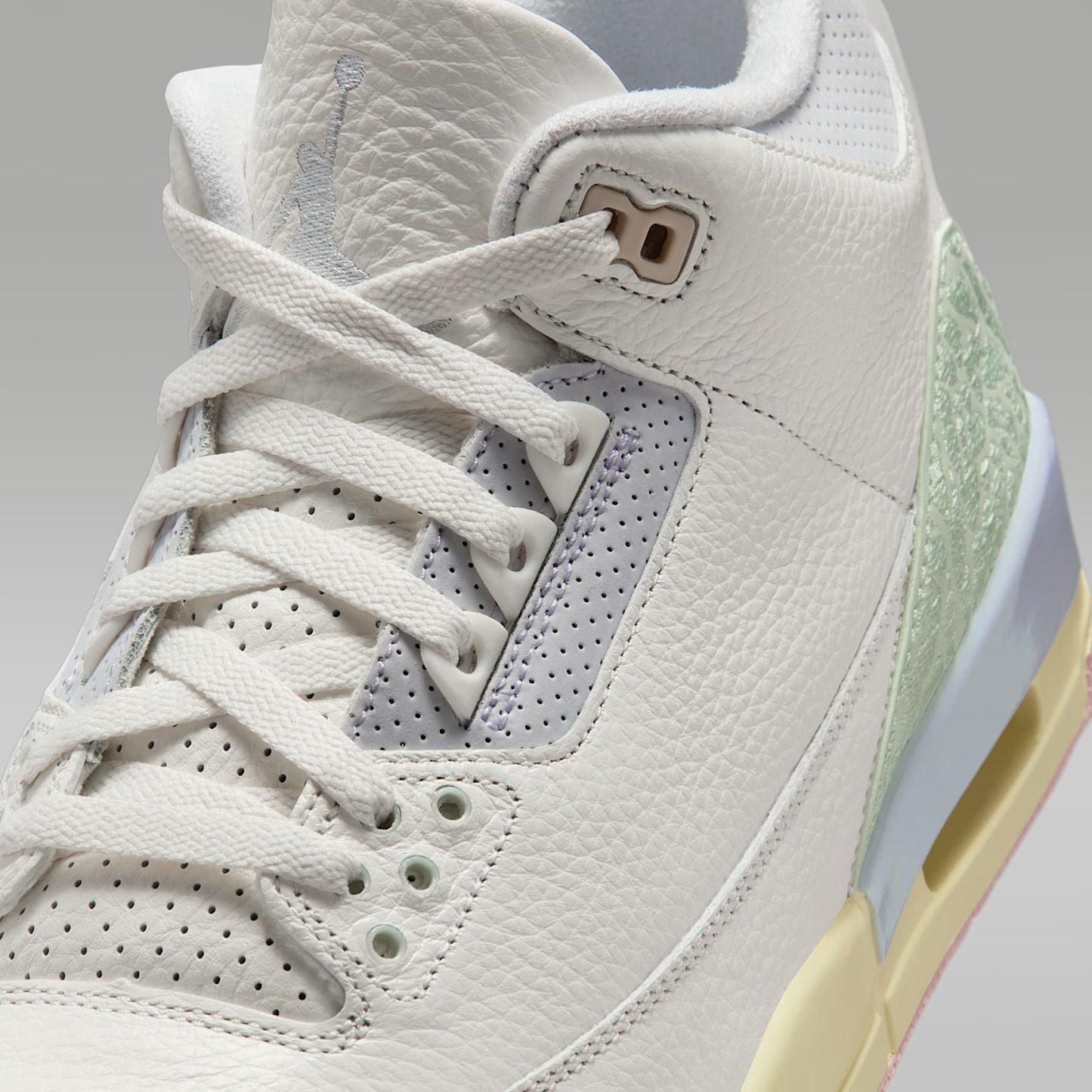 Air Jordan 3 "World's Best" Schuh (Herren) – Sail/Aura/Iced Carmine/Jade Aura
