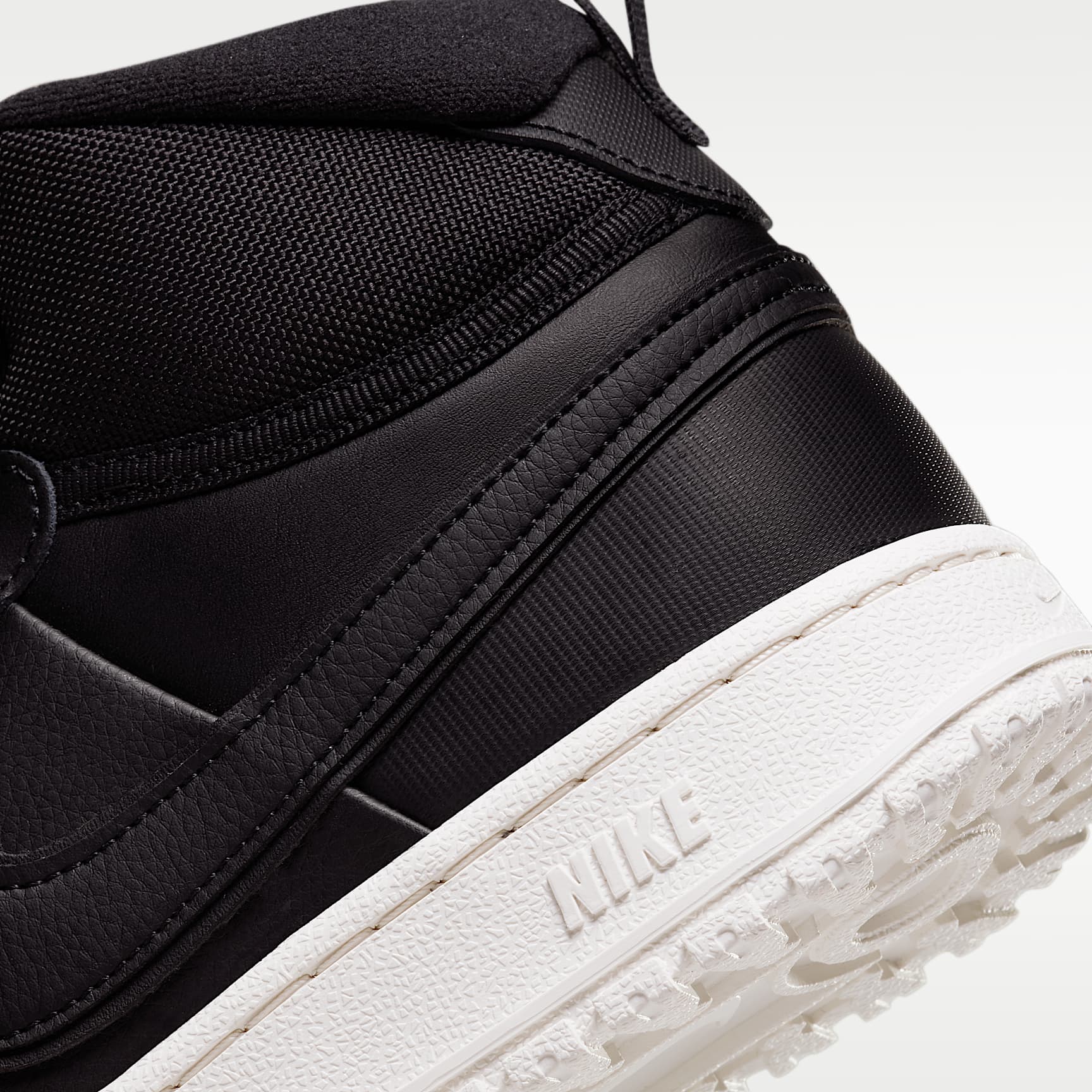 Nike Court Vision Mid winterfester Schuh (Herren) – Schwarz/Phantom/Schwarz