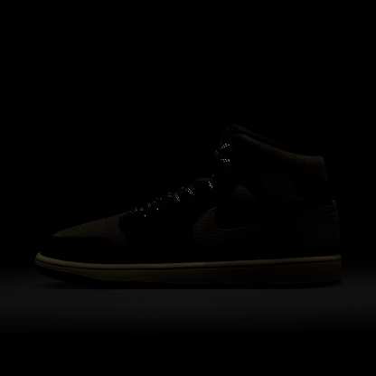 Air Jordan 1 Mid SE Schuh (Herren) – Schwarz/Light Wild Mango/Olive Grey