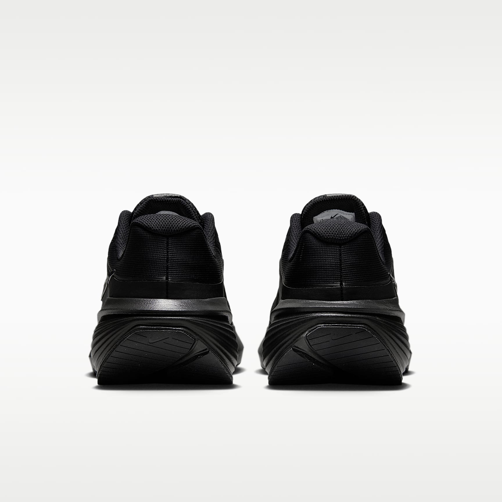 Nike Downshifter 14 Straßenlaufschuh (Herren) – Schwarz/Anthracite/Schwarz