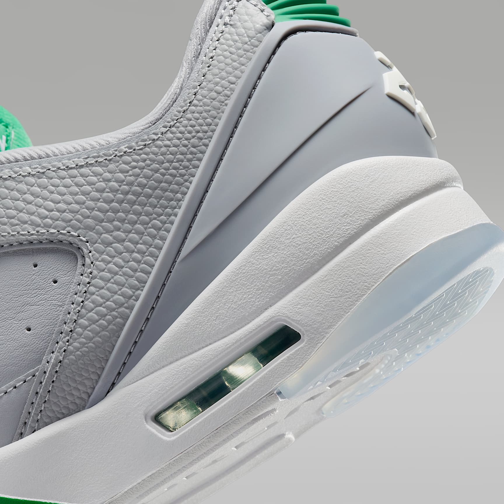 Jordan Sixty Plus Low Herrenschuh – Wolf Grey/Lucky Green/Weiß