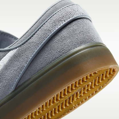 Nike SB Zoom Janoski OG+ Skateschuh – Cool Grey/Cool Grey/Gum Light Brown/Weiß