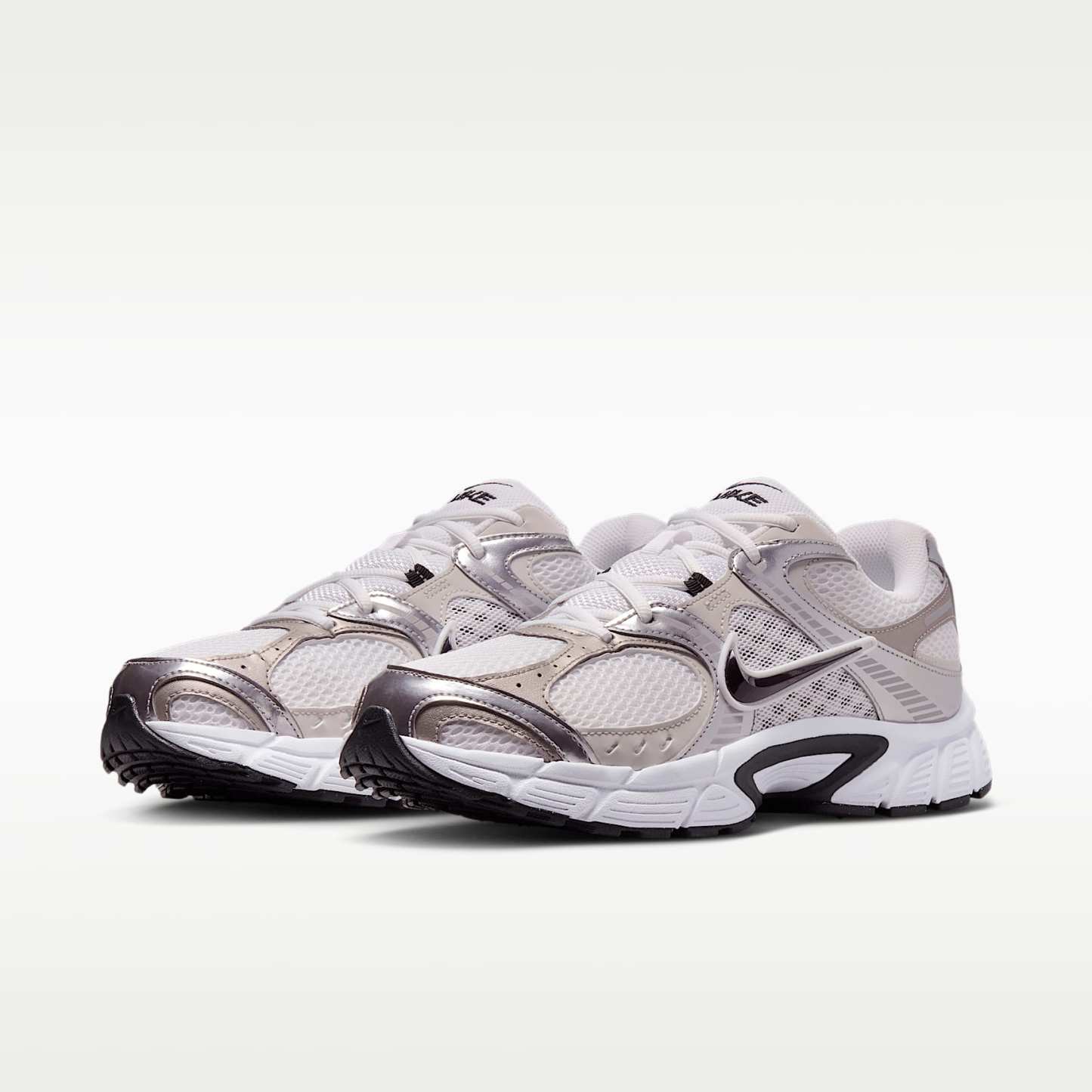 Nike V5 RNR Schuh (Herren) – Weiß/Vast Grey/College Grey/Schwarz