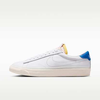 Nike Tennis Classic Schuh (Herren) – Weiß/Light Photo Blue/Team Orange/Weiß