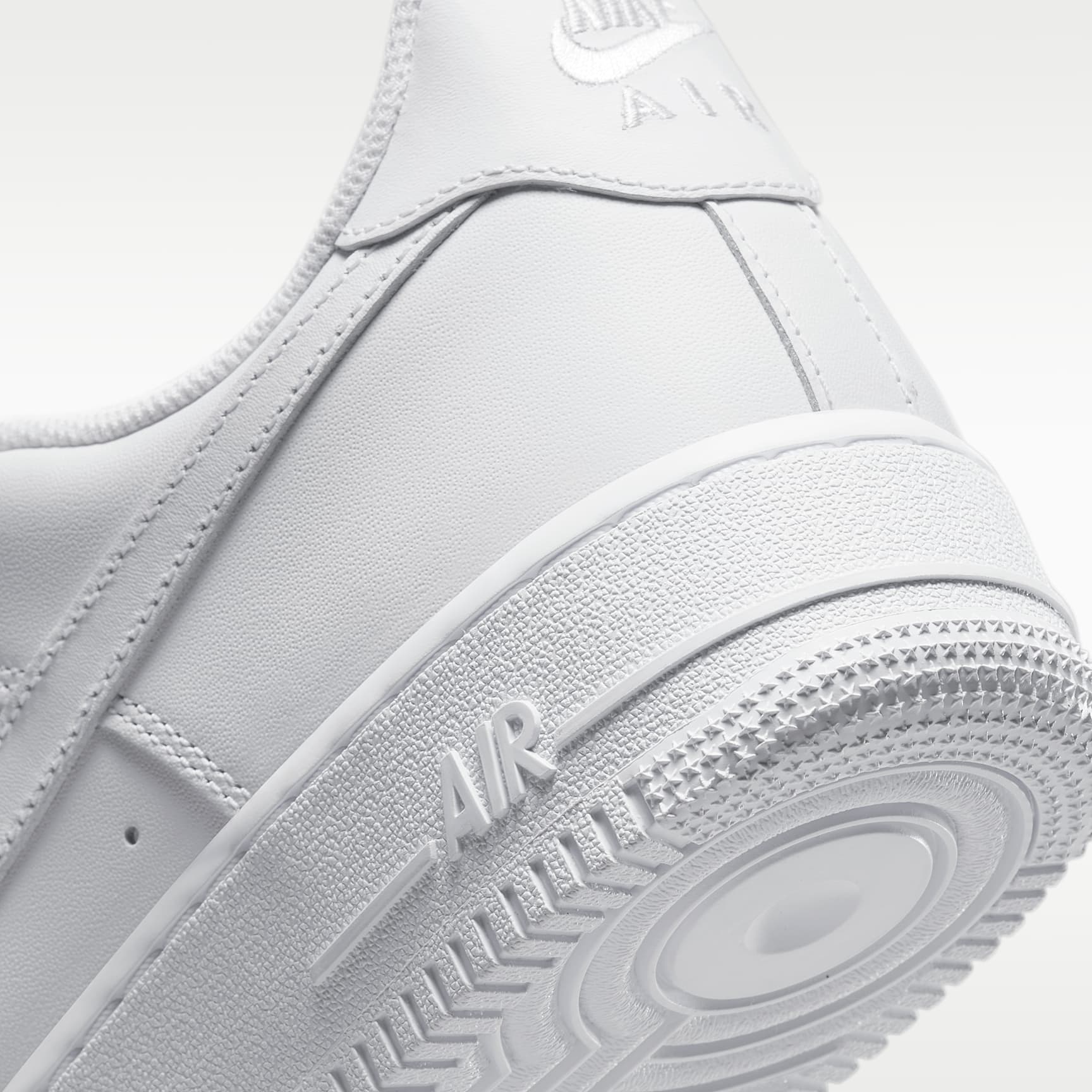 Nike Air Force 1 '07 Herrenschuh – Weiß/Weiß