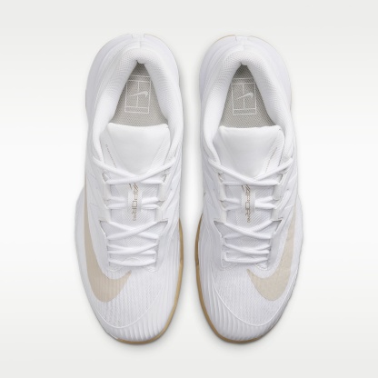 Nike Vapor Pro 3 Clay Court Tennisschuh (Herren) – Weiß/Linen/Linen/Light Orewood Brown