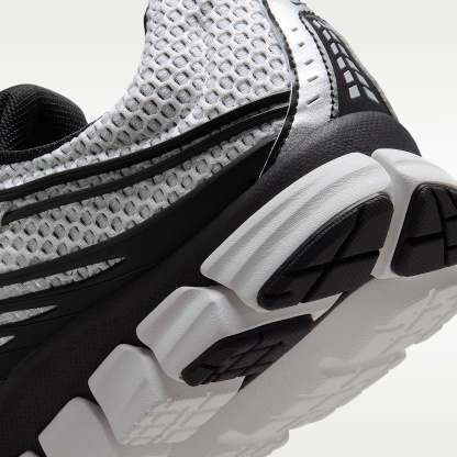 Nike Zoom Skylon 11 Schuh – Summit White/Schwarz/Light Smoke Grey/Metallic Silver