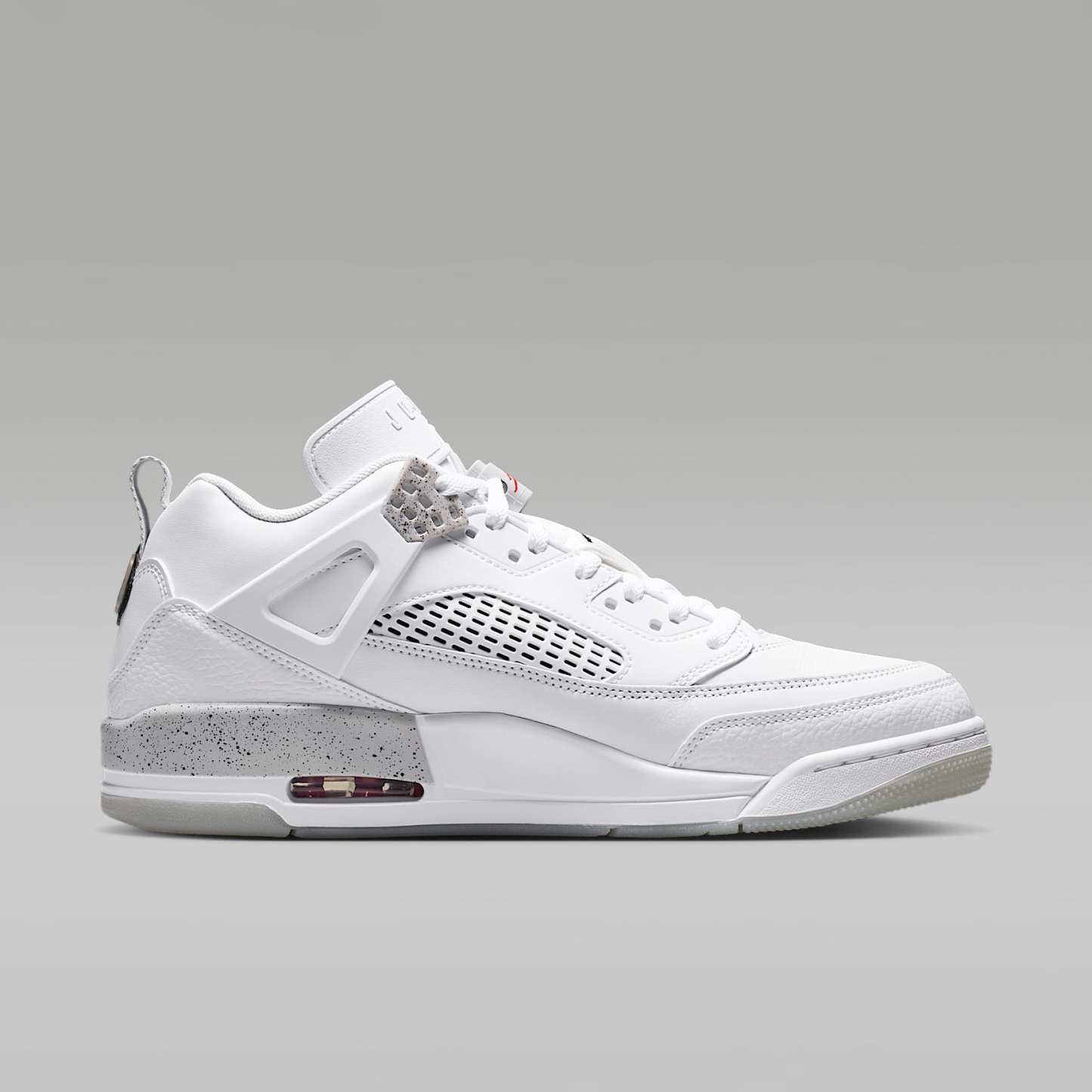Jordan Spizike Low Schuh (Herren) – Weiß/Grey Fog/Fire Red/Schwarz