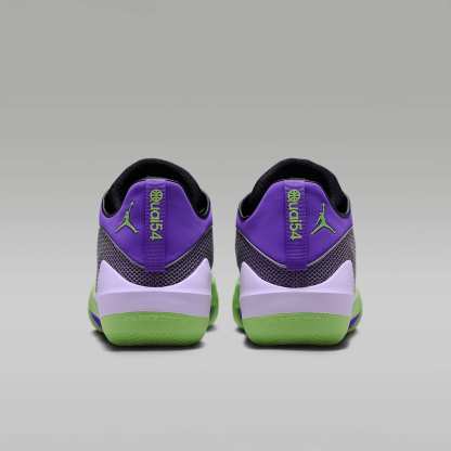 Jordan Triangle Quai 54 Basketballschuhe – Action Grape/Schwarz/Weiß/Key Lime