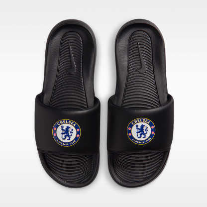 FC Chelsea Victori One Nike Slides (Herren) – Schwarz/Multi-Color/Weiß