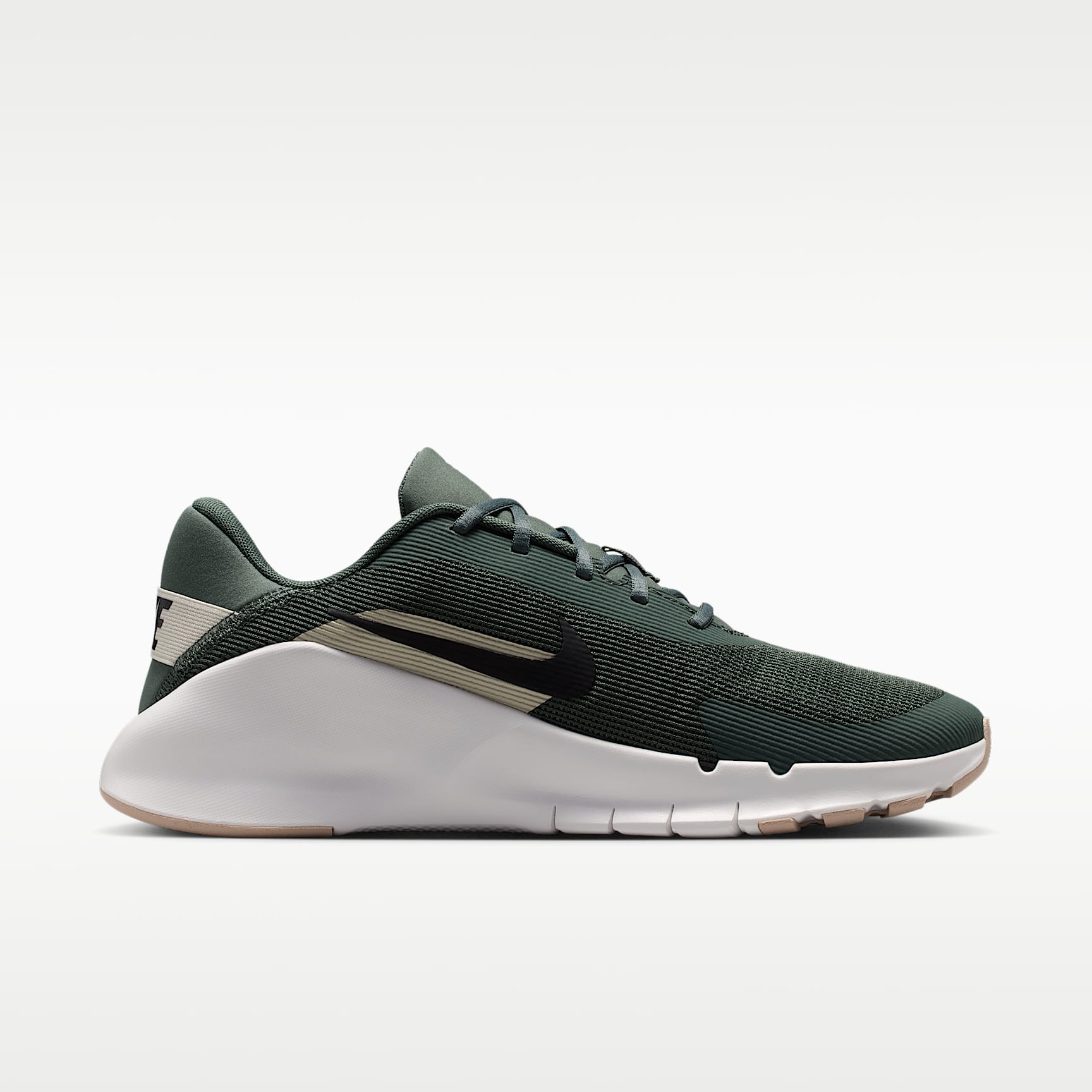 Nike Flex Train Workout-Schuh (Herren) – Camo Green/Summit White/Cream II/Schwarz
