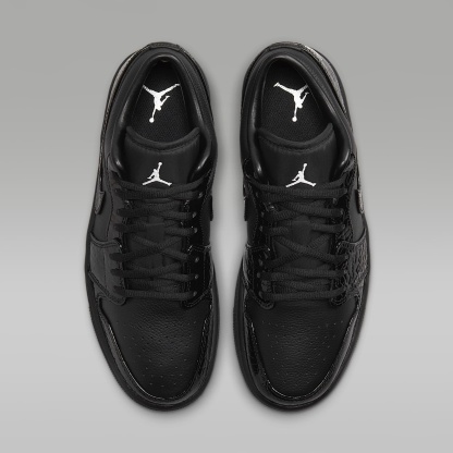 Air Jordan 1 Low SE Damenschuh – Schwarz/Weiß/Metallic Silver/Schwarz