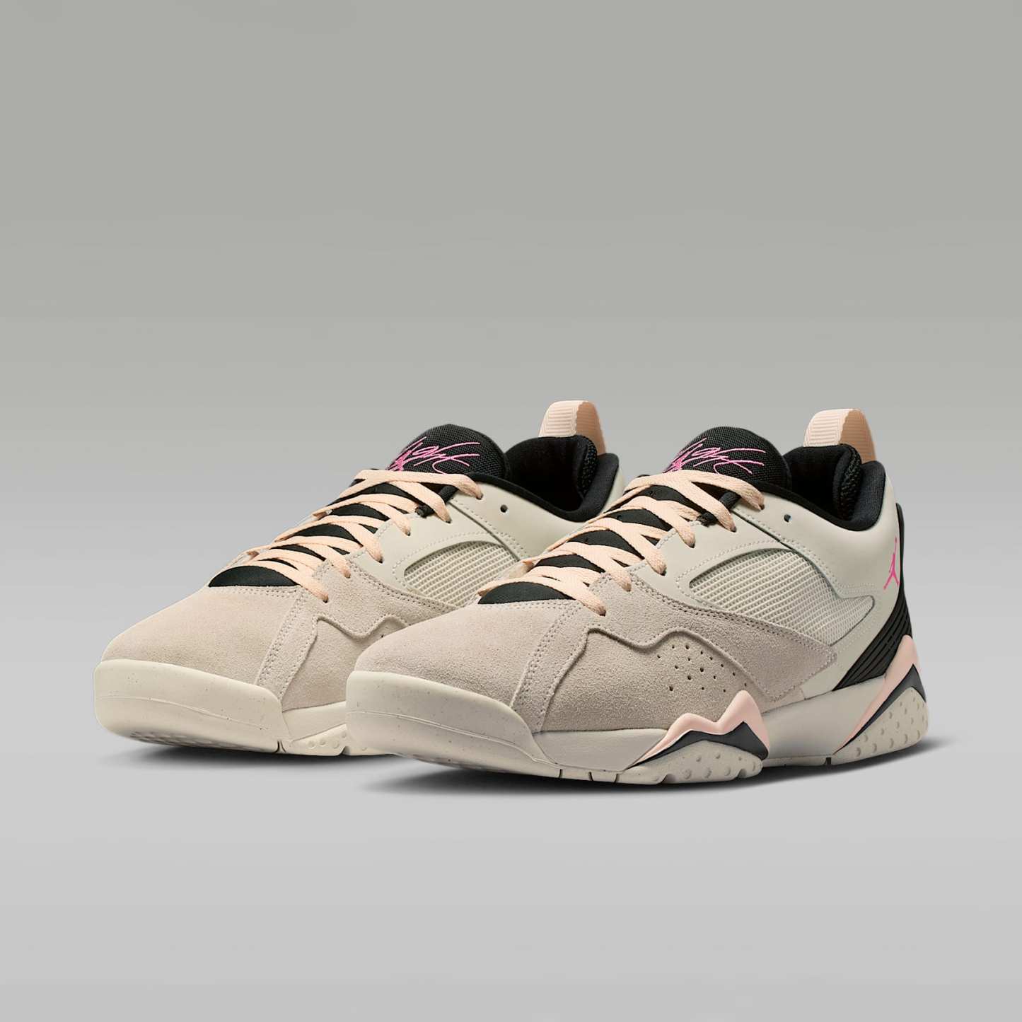 Air Jordan MVP 92 Schuh (Herren) – Pale Ivory/Schwarz/Crimson Tint/Pinksicle