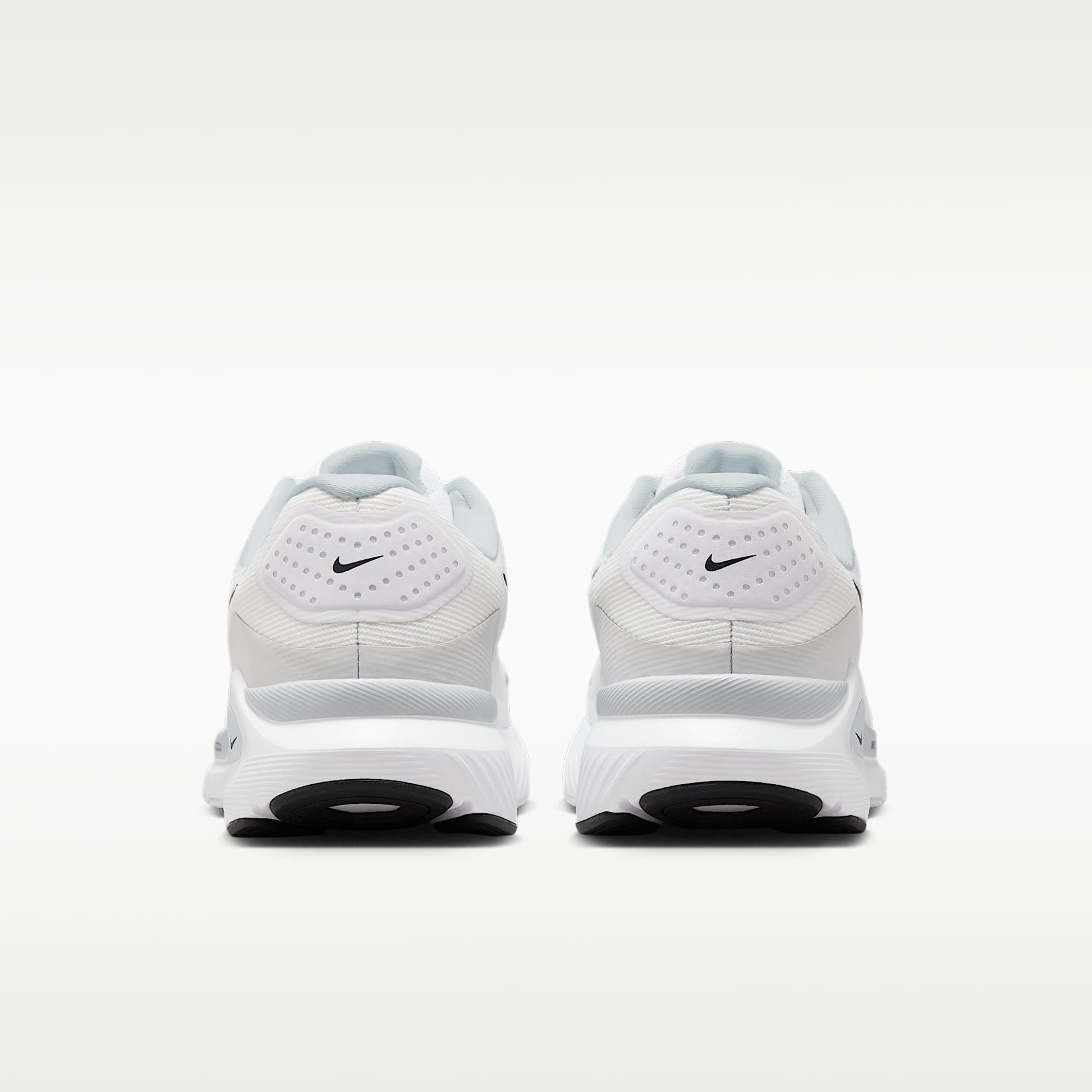 Nike Structure 26 Straßenlaufschuh (Damen) – Weiß/Pure Platinum/Schwarz