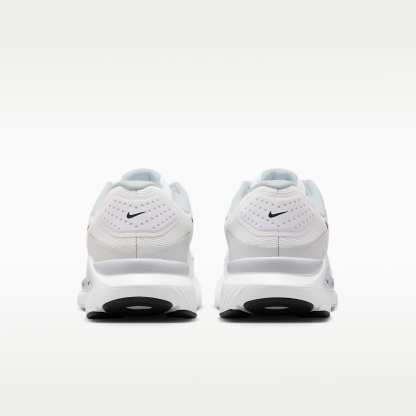 Nike Structure 26 Straßenlaufschuh (Damen) – Weiß/Pure Platinum/Schwarz