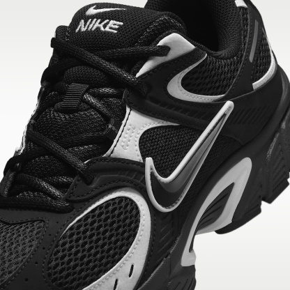 Nike V5 RNR Schuh (Herren) – Schwarz/Weiß/Schwarz